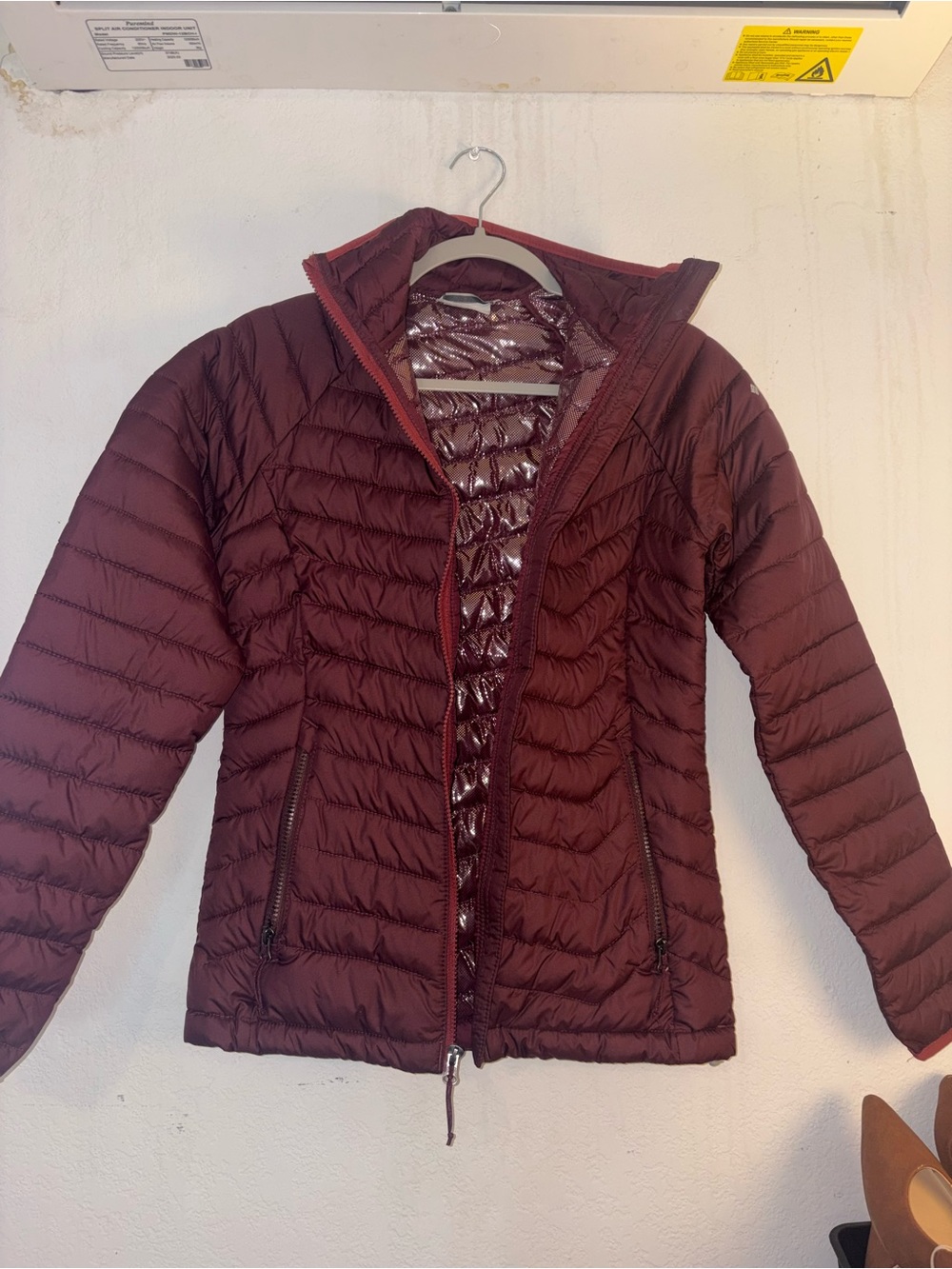 Columbia Women's Quilted Puffer Jacket - Burgundy